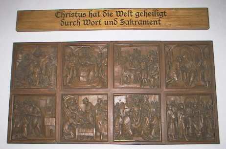 Bilder am Taufstein der Ob. Pfarre