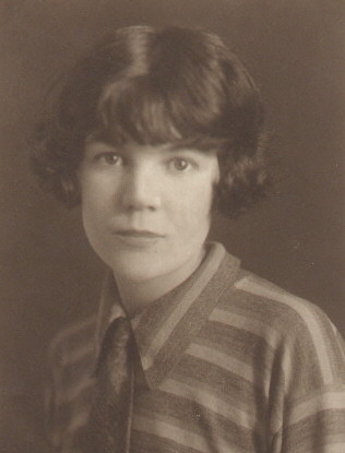 Luzy, geborene Moudrova, Mutter des Autors