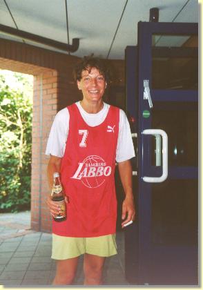 'Paddington-B&auml;rin' Silvia Rosiwal macht auch im ungewohnten Labbos-Dress eine gute Figur.